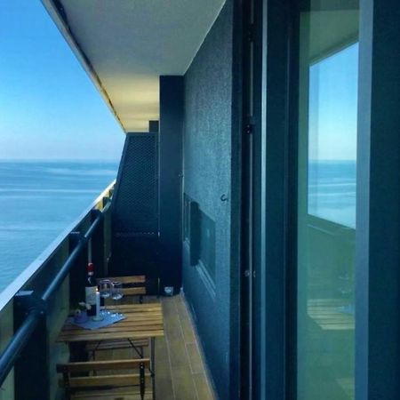Sea Side Aparthotel In Orbi Complex 바투미 외부 사진