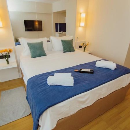 Sea Side Aparthotel In Orbi Complex 바투미 외부 사진