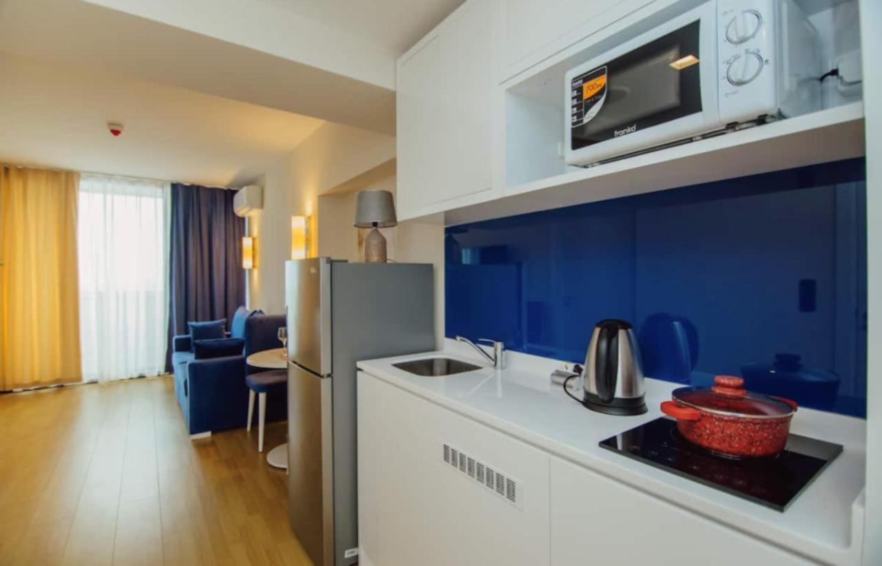 Sea Side Aparthotel In Orbi Complex 바투미 외부 사진