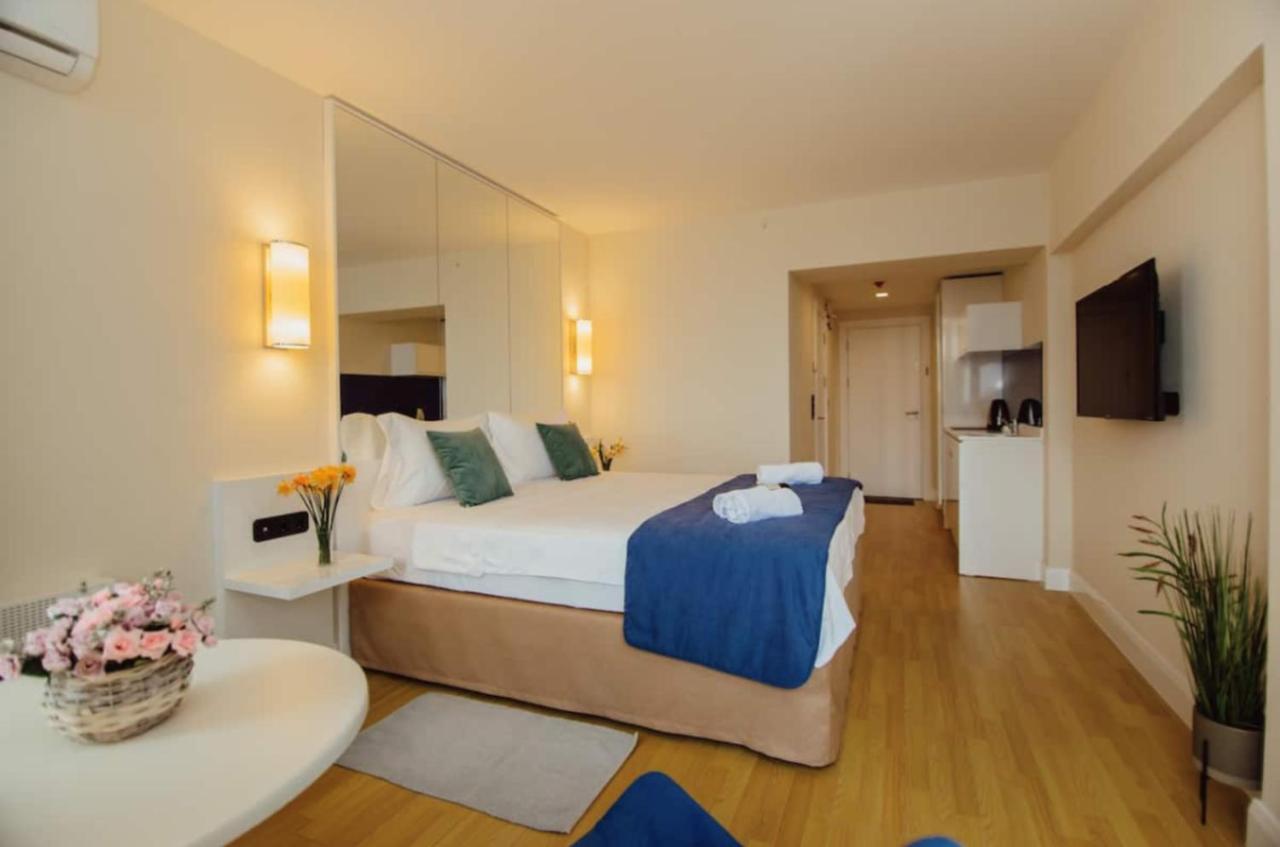 Sea Side Aparthotel In Orbi Complex 바투미 외부 사진